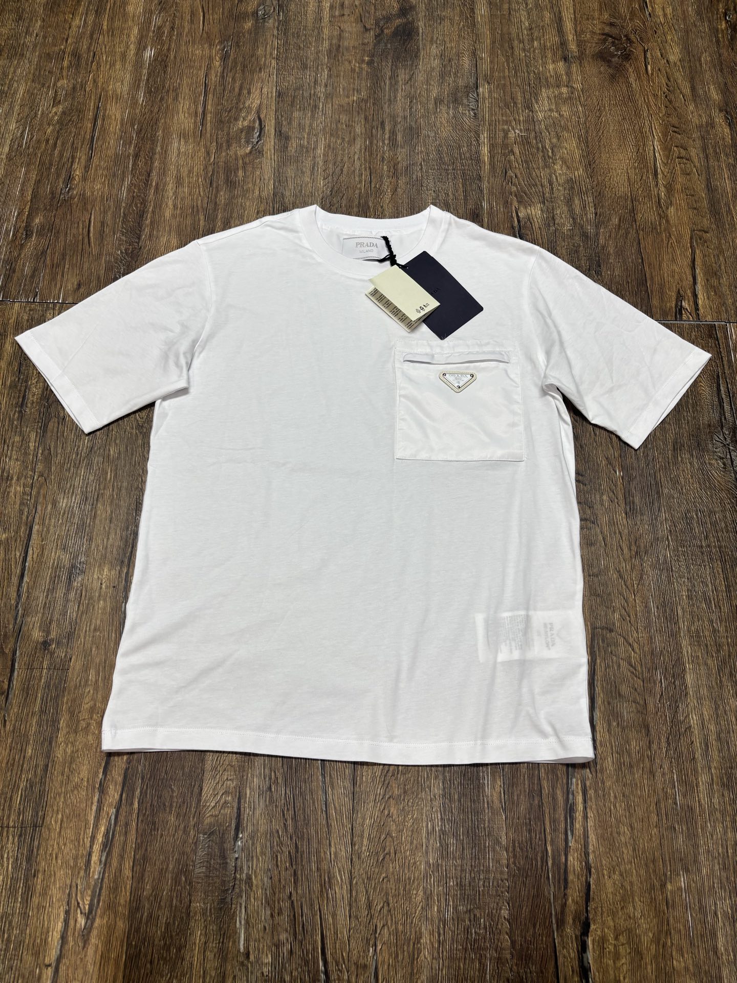 Pradaa Unisex Pocket T-Shirt - Relaxed Fit, Stylish Design 3 i1744268676665 7430 0 1