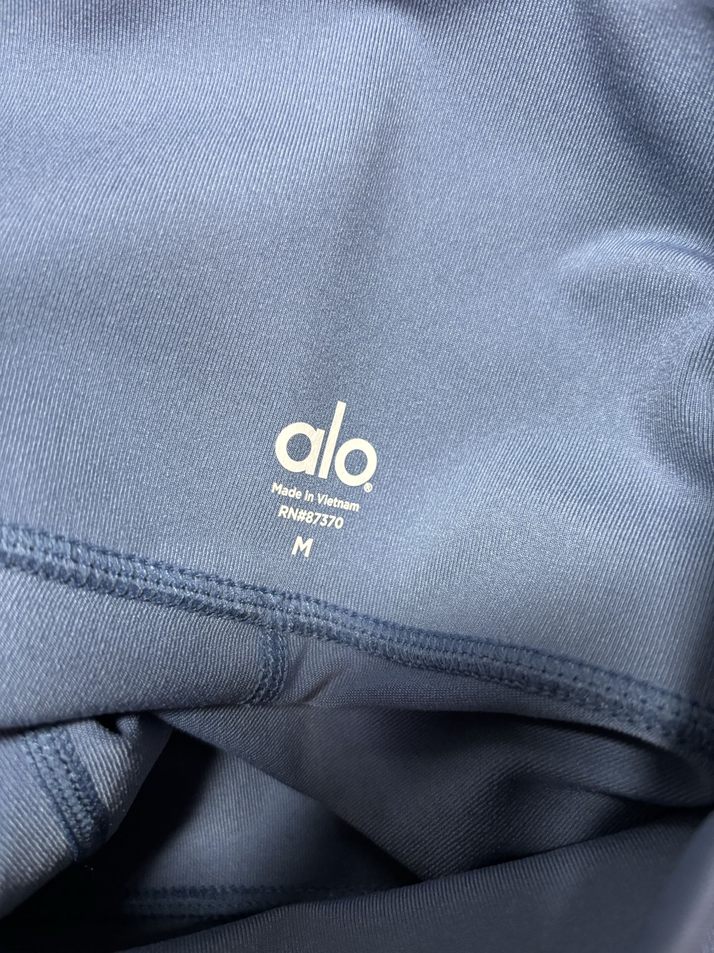 ALO Yoga High-Waist Flare Pant for Women | Airbrush Fabric | XS S M L 6 i1745135173000 1 0 4