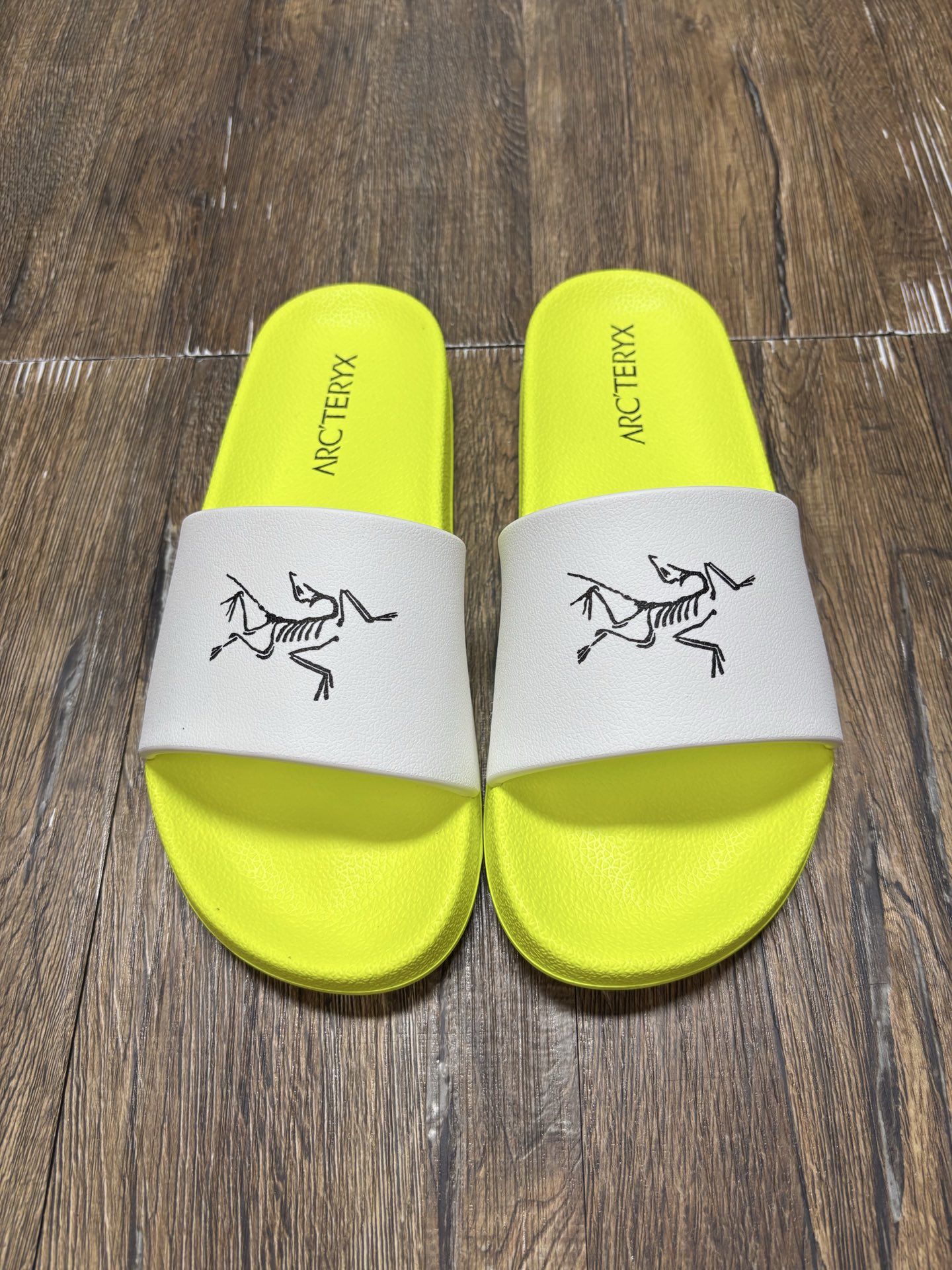 Arc'teryx Men's and Women's Slide Sandals with Vibram Sole 3 i1746343141532 5252 0 1