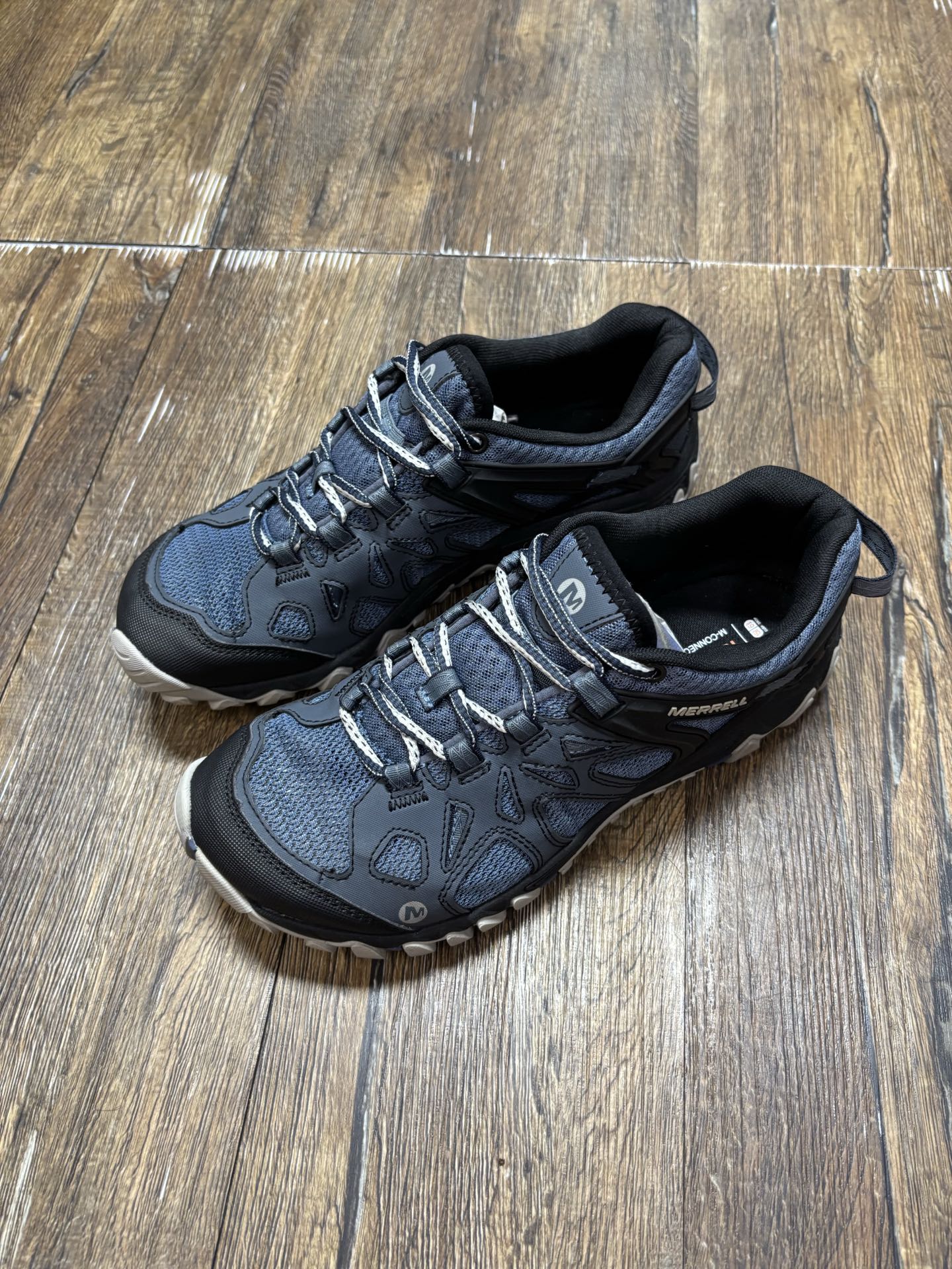 Merrell Moab 3: Lightweight & Durable Hiking Shoes for Men & Women 3 i1746692232010 2283 0 1