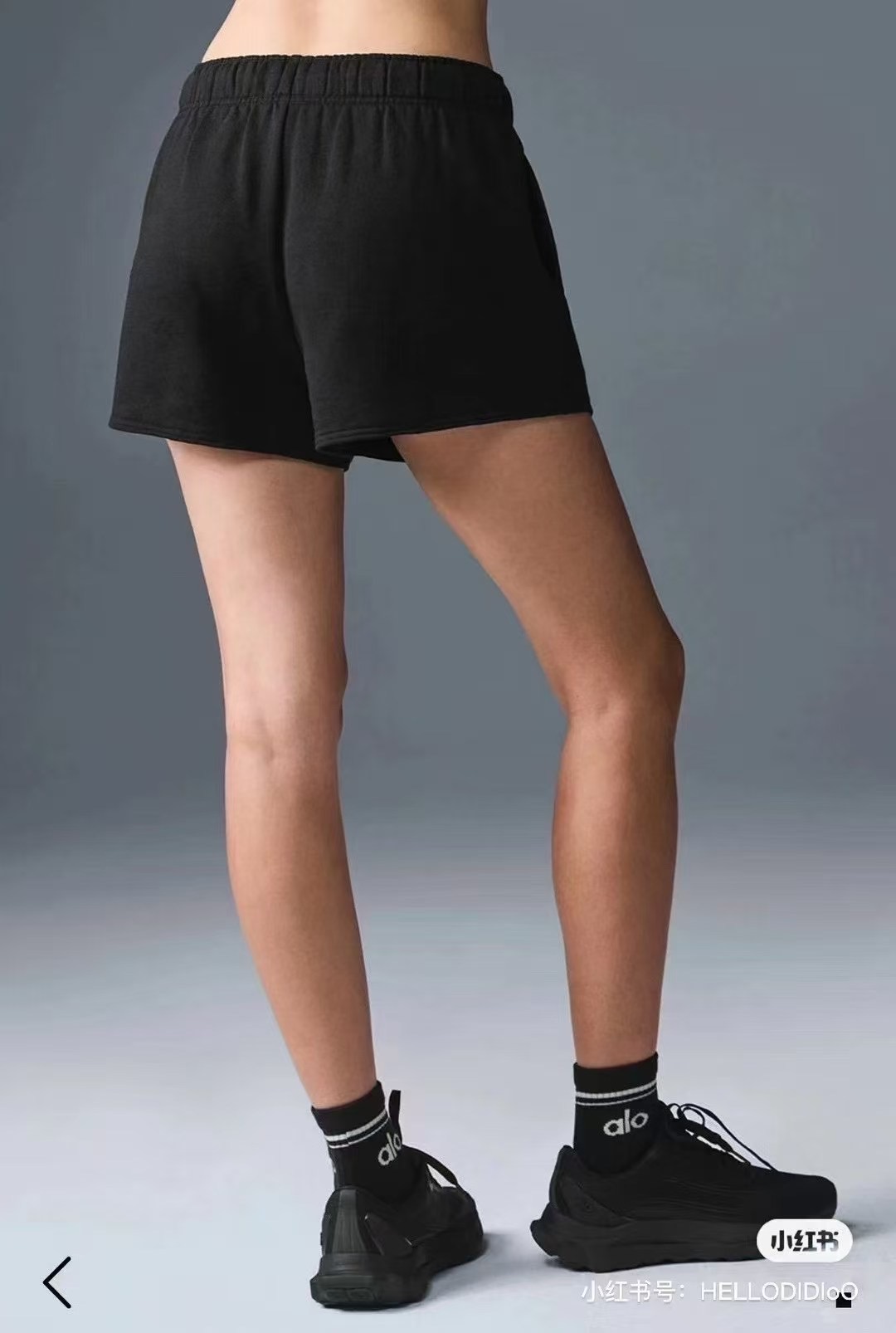 Alo Accolade Shorts - Comfortable Two-Tone Casual Shorts for Women 6 i1746867380868 7196 0 4