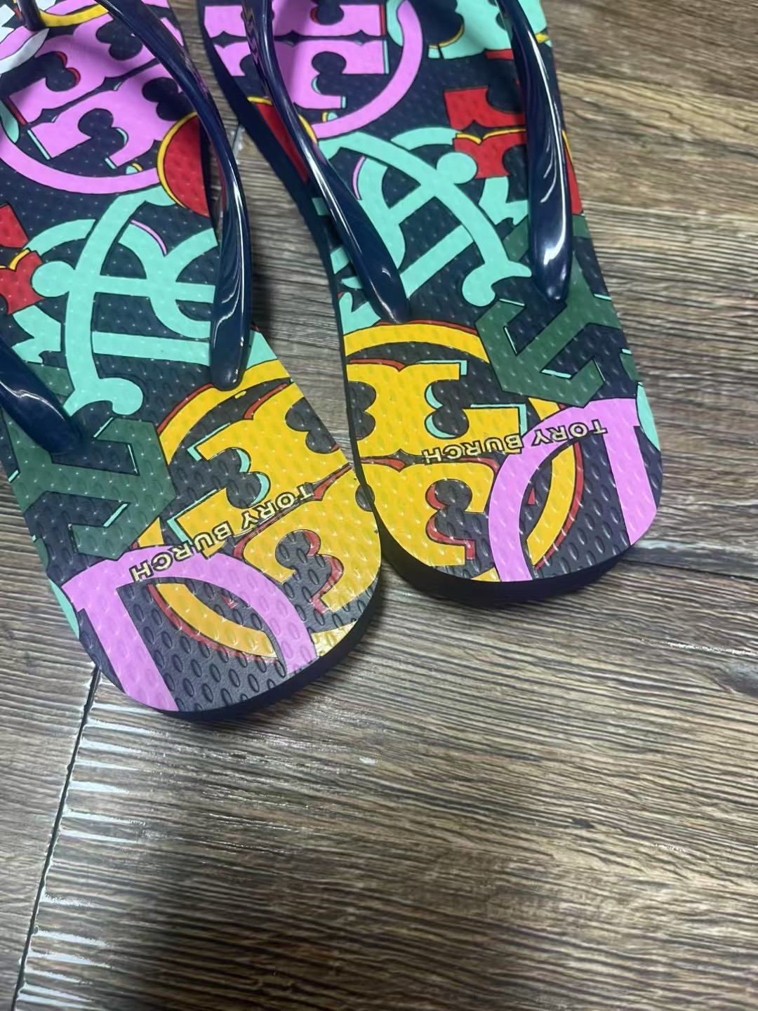 Tory Burch Women's Summer Flat Thong Sandals - New Colors & Comfortable Fit 7 i1747041370272 7250 0 6
