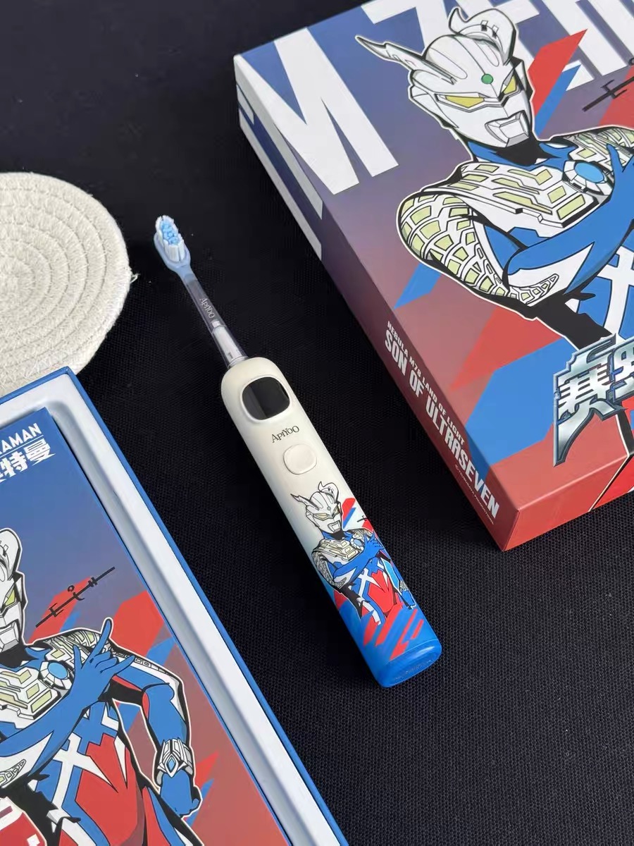 谁会拒绝每天早晚和奥特曼一起战斗！
智能三档模式+30秒换区提醒
适合各个年龄阶段～
让小孩哥分分钟爱上刷牙