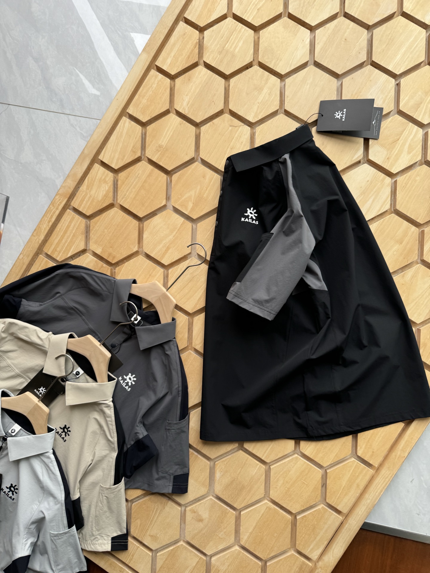 Kailas Polo de Verano para Hombre: Secado Rápido, Antibacteriano y Estilo Moderno 4 i1745835942792 5802 0 2