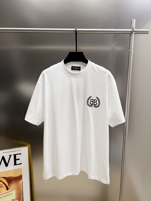 Balenciaga 2025 New Round Neck Short Sleeve T-shirt Unisex Loose Fit