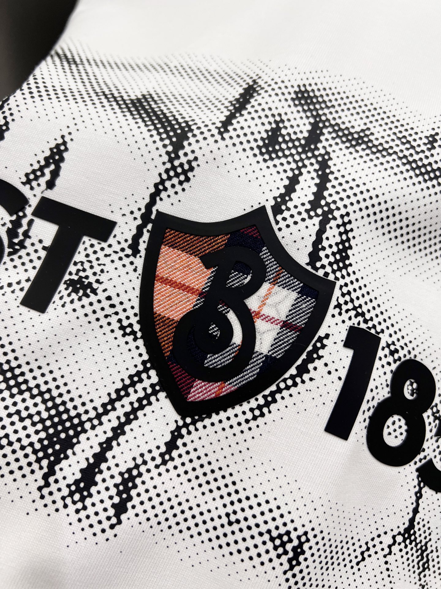 Burberry BURBERRY巴宝莉BBR 秋冬新款 短袖T恤 logo 发泡工艺