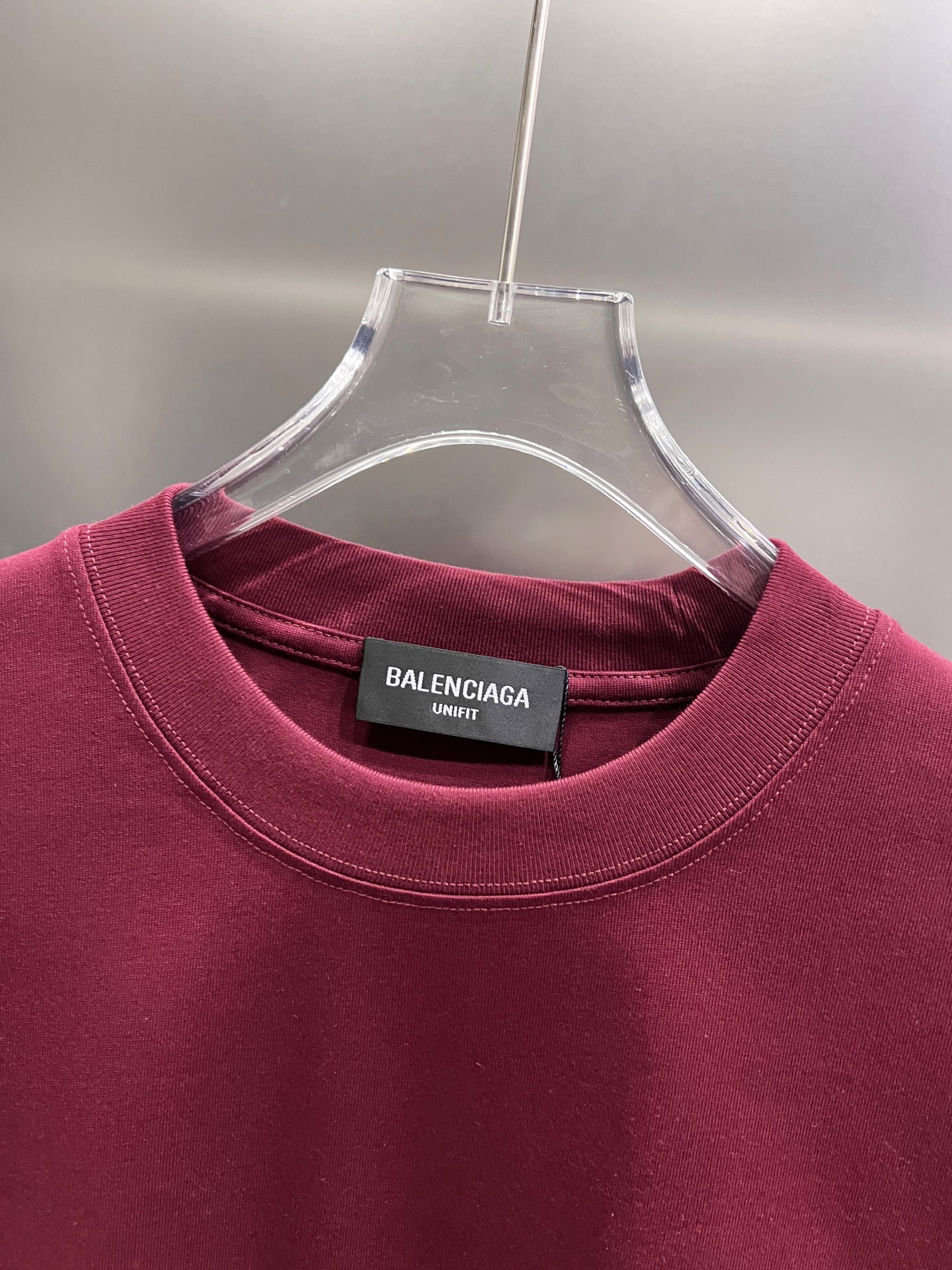 Balenciaga BAL 巴黎世家 2025秋冬新款 短袖T恤 logo印花+烫钻工艺 宽松版 S M L XL XXL 五个码 颜色：黑色 白色 安哥拉红