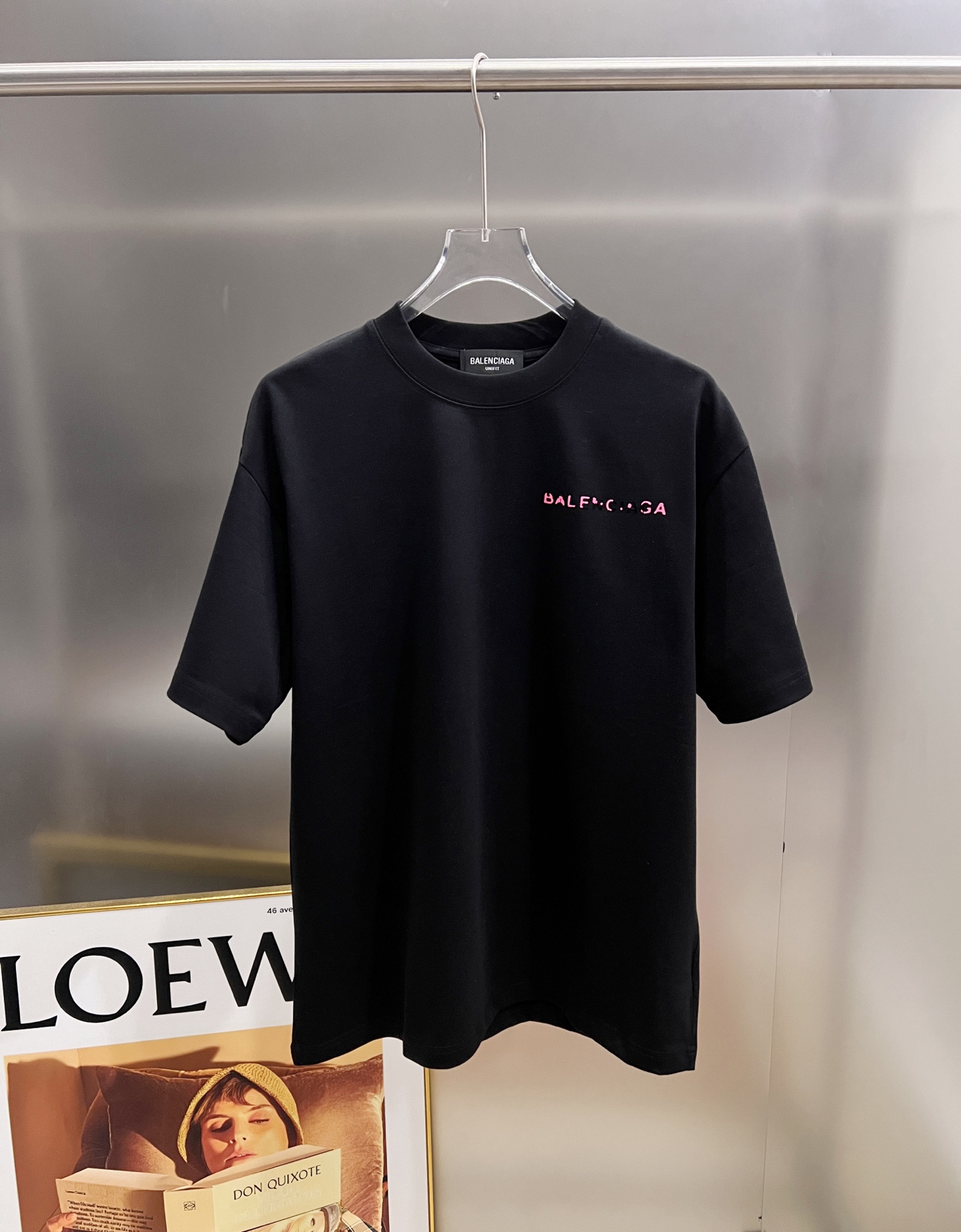 Balenciaga BAL 巴黎世家 2026春夏新款 圆领短袖t恤 字母发泡工艺+植绒印花 宽松版 S M L XL XXL 五个码 颜色：黑色 白色
