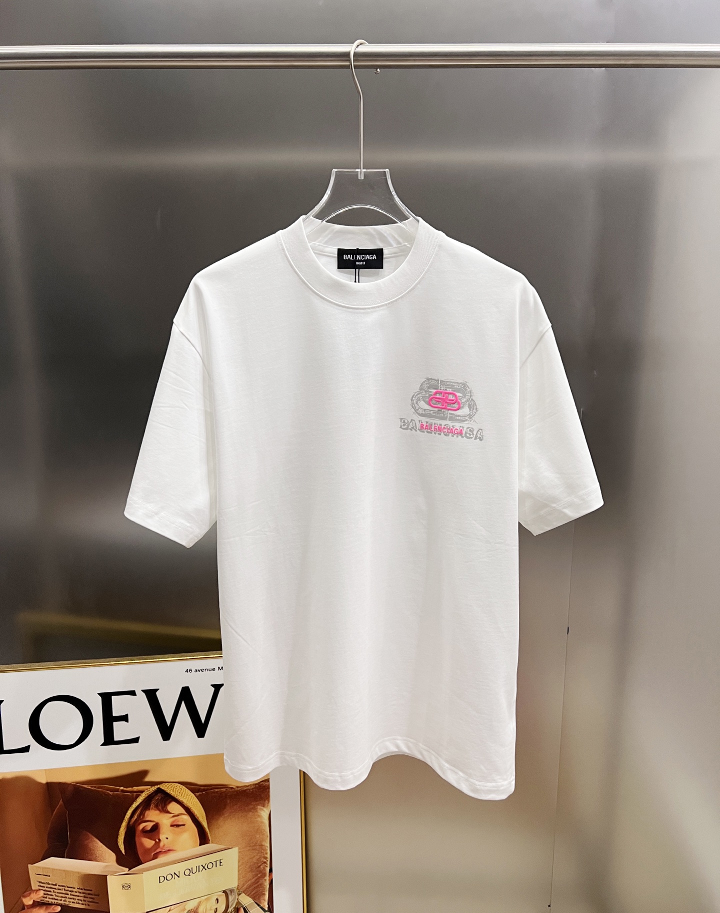 Balenciaga BAL 巴黎世家 2026春夏新款 短袖T恤 新款logo立体发泡工艺 宽松版 S M L XL XXL 五个码 颜色：黑色 白色 安哥拉红