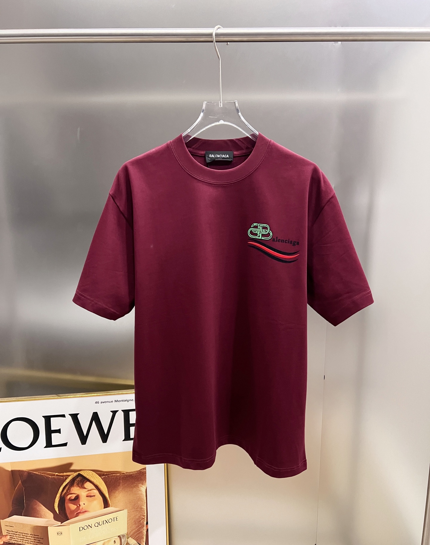 Balenciaga BAL 巴黎世家 2026春夏新款 短袖T恤 新款logo立体工艺 宽松版 S M L XL XXL 五个码 颜色：黑色 白色 安哥拉红