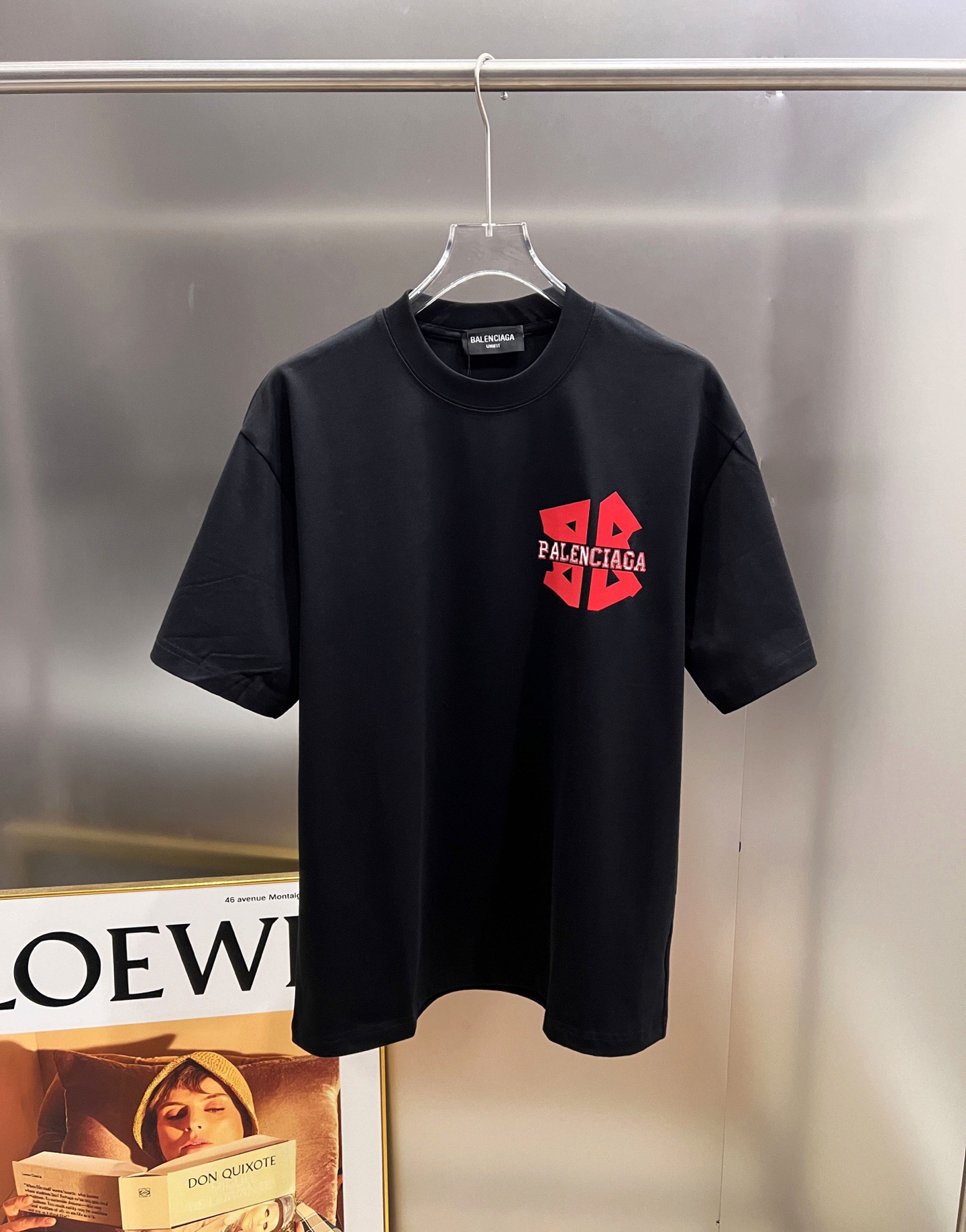 Balenciaga BAL 巴黎世家 2026春夏新款 短袖T恤 新款logo立体工艺 宽松版 S M L XL XXL 五个码 颜色：黑色 白色