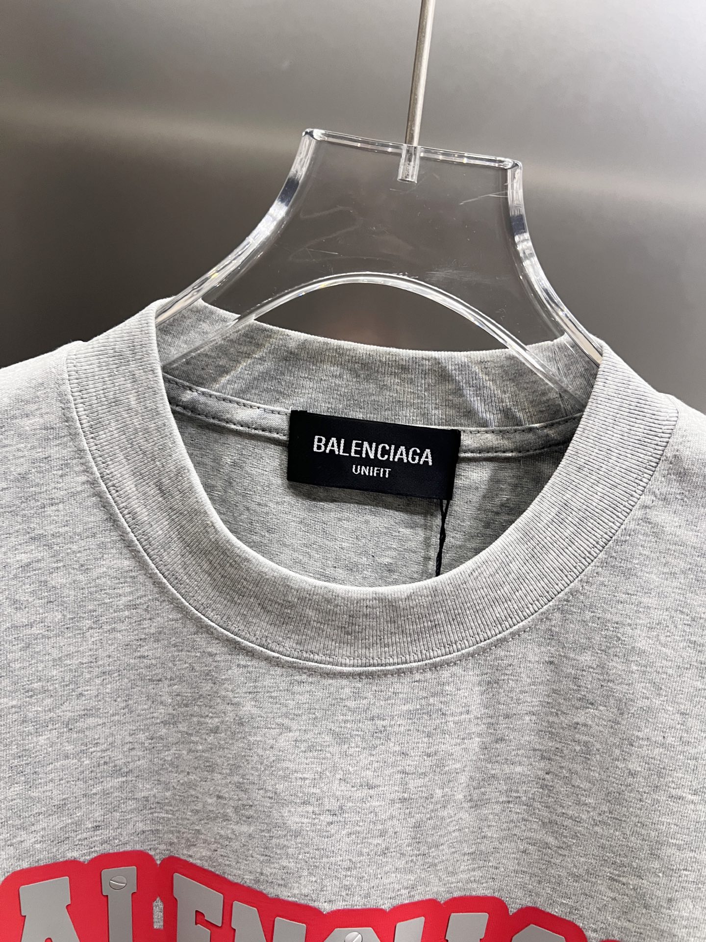 Balenciaga BAL 巴黎世家 2026春夏新款 短袖T恤 新款 简约logo立体工艺 非常 前卫的 宽松版 S M L XL XXL 五个码 颜色 黑色 白色 灰色