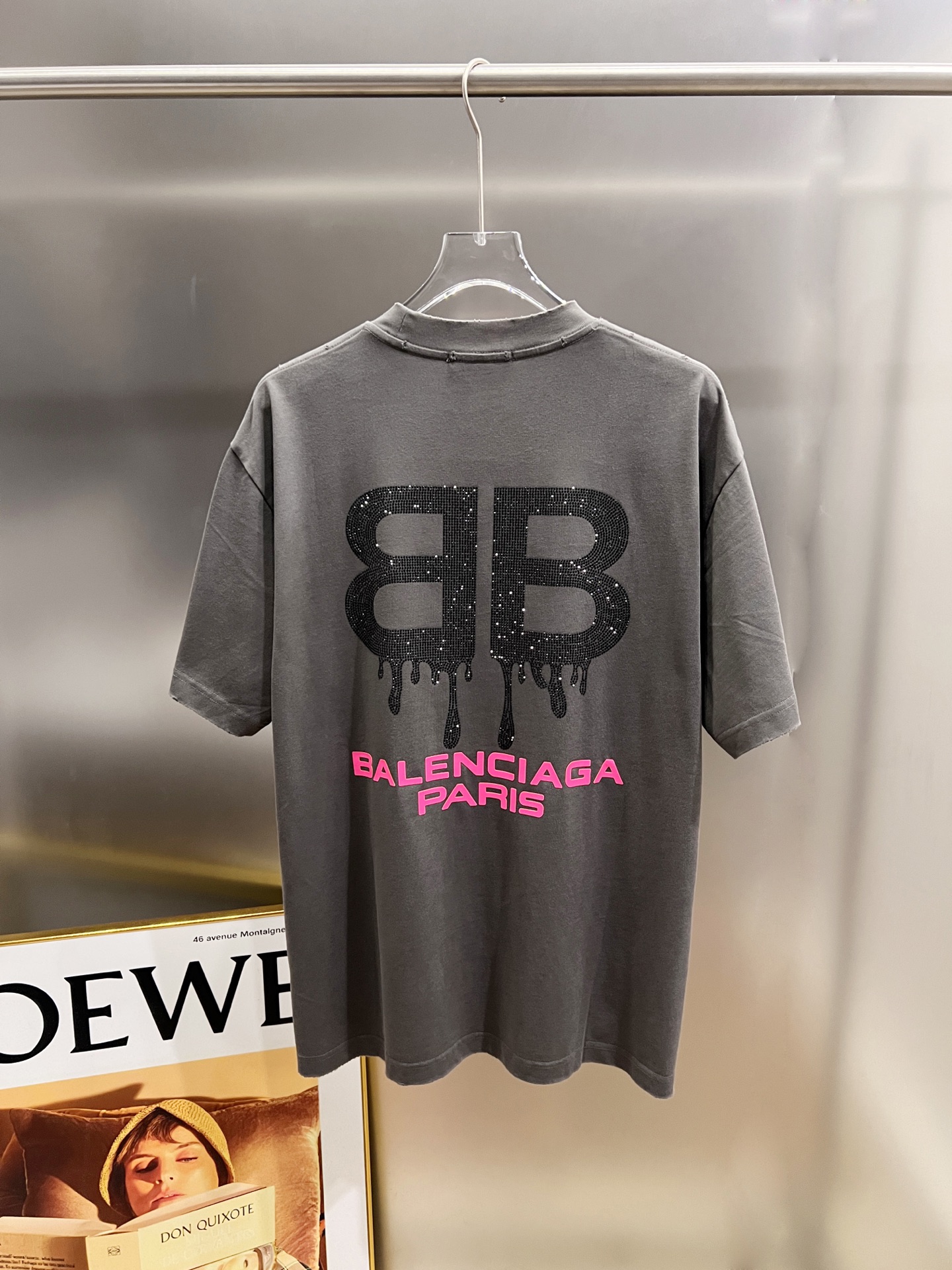 P90 BAL Balenciaga 2026 nuevo estilo primavera y verano, manga corta lavada deshilachada, manga corta con cuello redond…