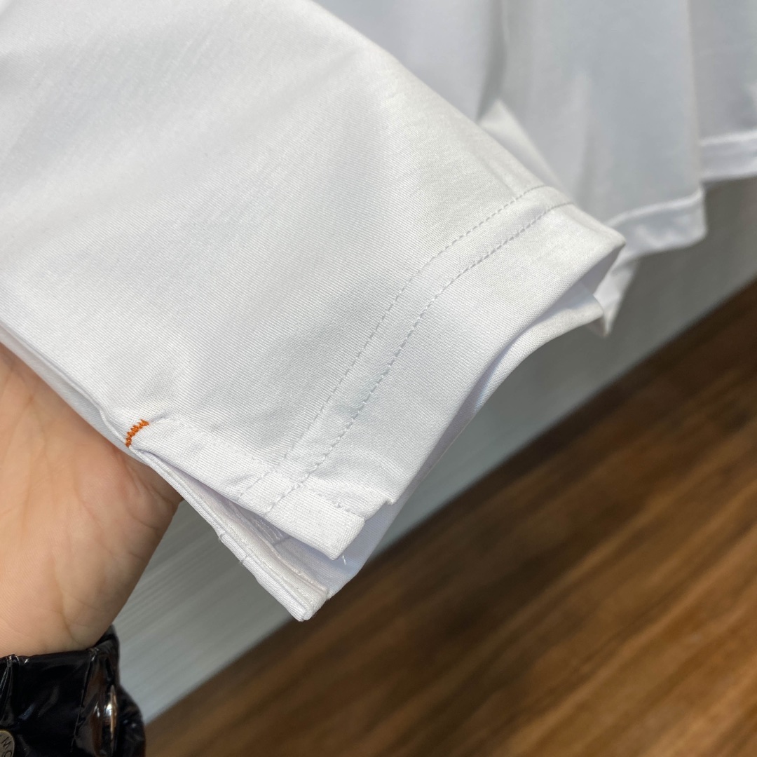    。LSS春夏新款顶级优质丝光棉布圆领短Tee，独家专供男士后领标识刺绣休闲纯色短袖T恤衫！贸易公司