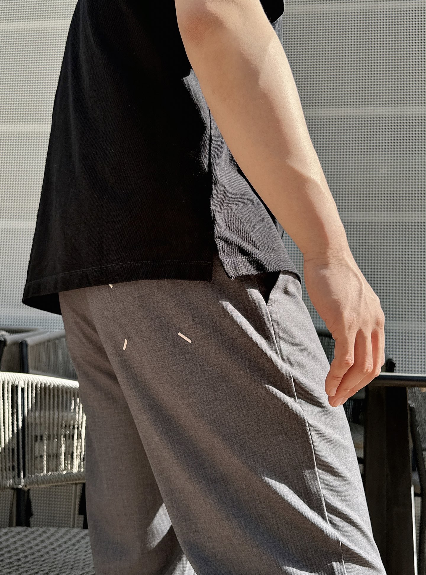 P924-MM6 25SS Grey Ricin Belts: Fashionable Comfort for Business and Leisure Parties - 图片 5