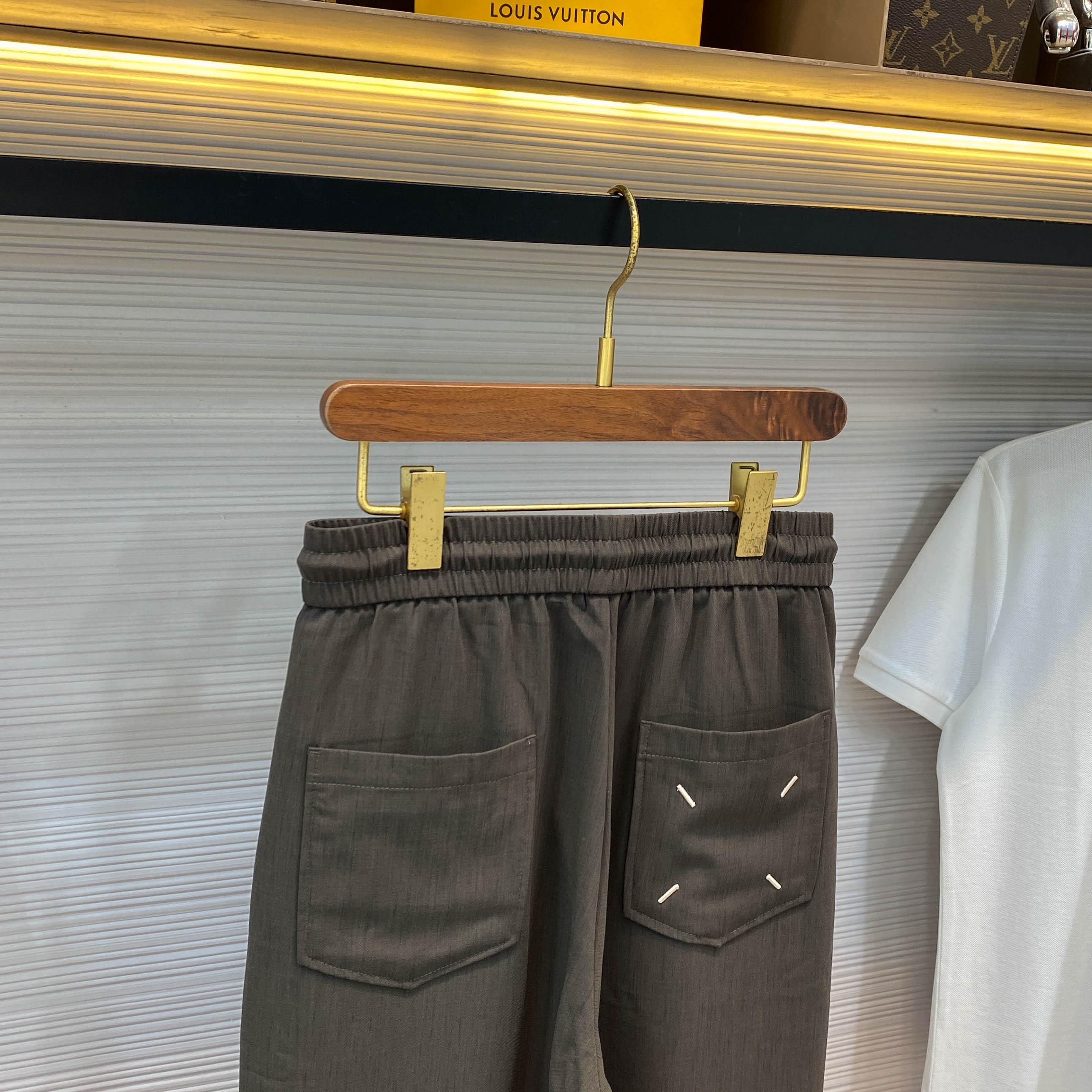 MM6 Silk Filament Tweezers Pants: Fashionable Comfort in Unique Design - 图片 7