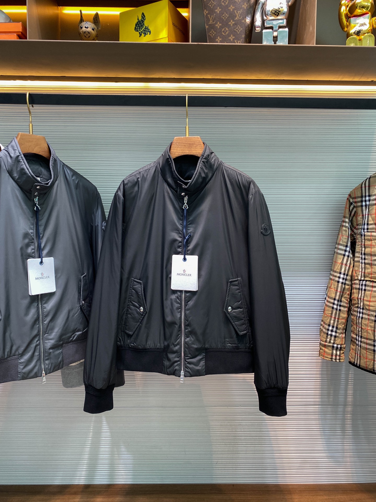 MOC25FW秋冬新款密织尼龙立领羽绒夹克，男士轻薄款羽绒绗缝内衬飞行员拉链羽绒服夹克外套！贸易公司渠道