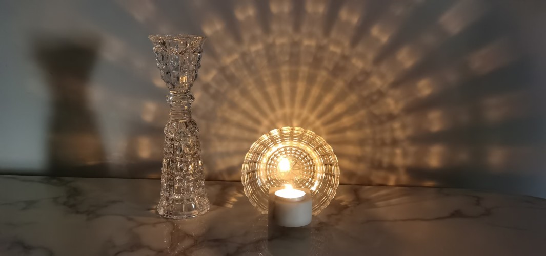 Baccarat Crystal Candlestick, Elegant Home Decor, 13cm Diameter, 12cm Height 1 Baccarat Crystal Candlestick, Elegant Home Decor, 13cm Diameter, 12cm Height