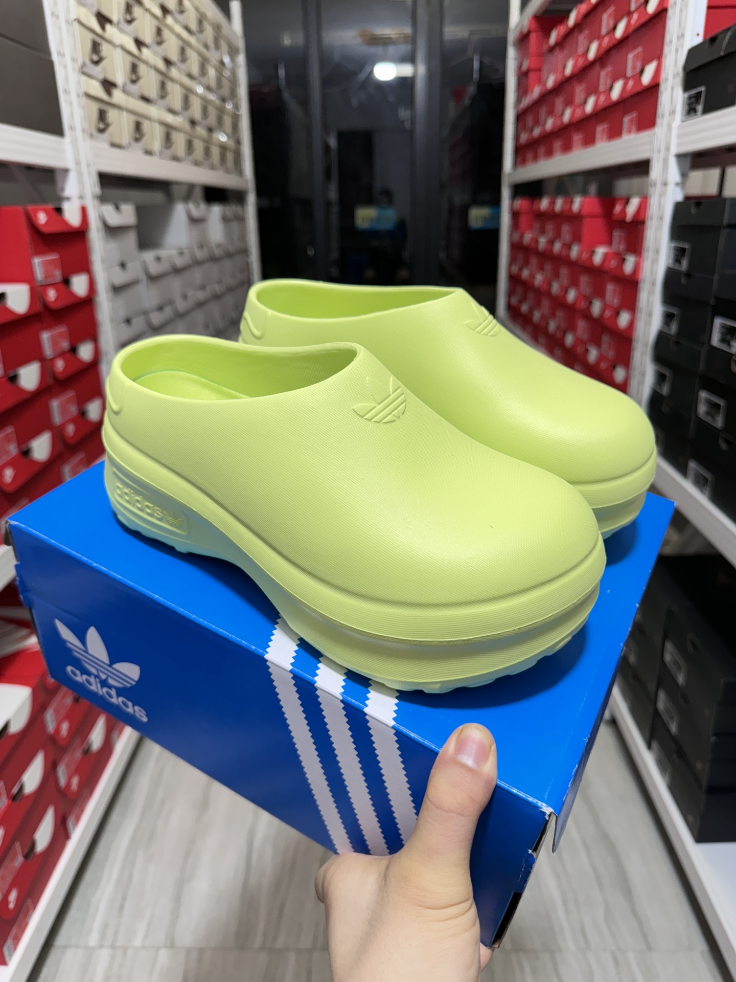 NO:238235,#Channel version AD Originals AdiFOM Stan Smith Mule Chef Shoes Brand new upgrade batch, foot feel, material, cleanliness are the only ones in the market at present!  Size 36 37 38 39 40 41 42 43 44, slippers, slippers19860909#渠道版 AD Originals AdiFOM Stan Smith Mule 穆勒厨师鞋 全新升级批次,脚感 做材质 清洁度都是目前市场独一档的存在！ 尺码36 37 38 39 40 41 42 43 44,拖鞋,slippers,Women's Shoes