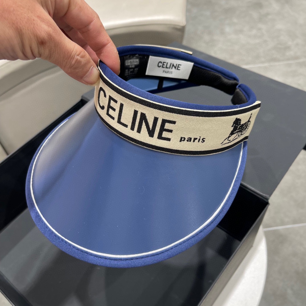 NO:191394,CELINE New early spring sun protection space hat with a fashionable and simple small space roof, with perfect details and texture!  Comfortable and versatile wardrobe items!  Hat fisherman hat baseball hat knit hat, hat, celine, celine, espadrilles, hats19860909CELINE 赛琳 早春新款遮阳防晒空顶帽 时尚简约的小空顶,细节和质感都拿捏得很完美！舒适百搭的衣橱单品！帽子渔夫帽棒球帽针织帽,帽子,celine,celine,espadrilles,hats,hat