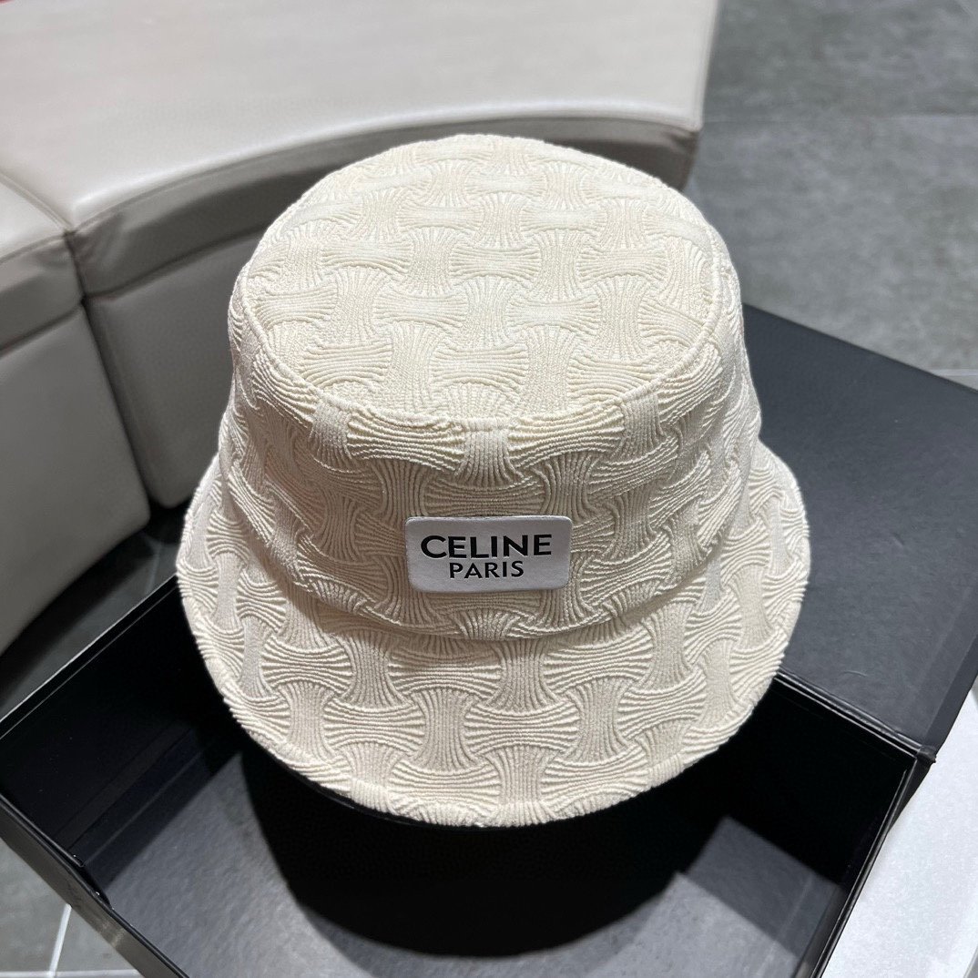 赛琳CELINE秋冬新款渔夫帽一整个高级住了今年夏季的爆款面料轻盈舒适高品质