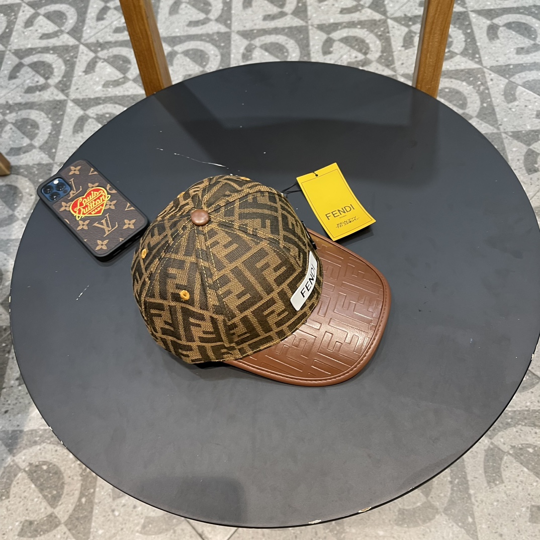 NO:191533,FENDI, new baseball cap purchase version!  Fashion trend, high-end workmanship!  Extraordinary quality, look at the details of the real shot, the hat, fisherman hat, baseball hat, knit hat, hat, fendi, fendi, espadrilles, hats19860909FENDI芬迪,新品棒球帽 代购版本！时尚潮流,高端做工！非一般的品质,细节看实拍哦帽子渔夫帽棒球帽针织帽,帽子,fendi,fendi,espadrilles,hats,hat