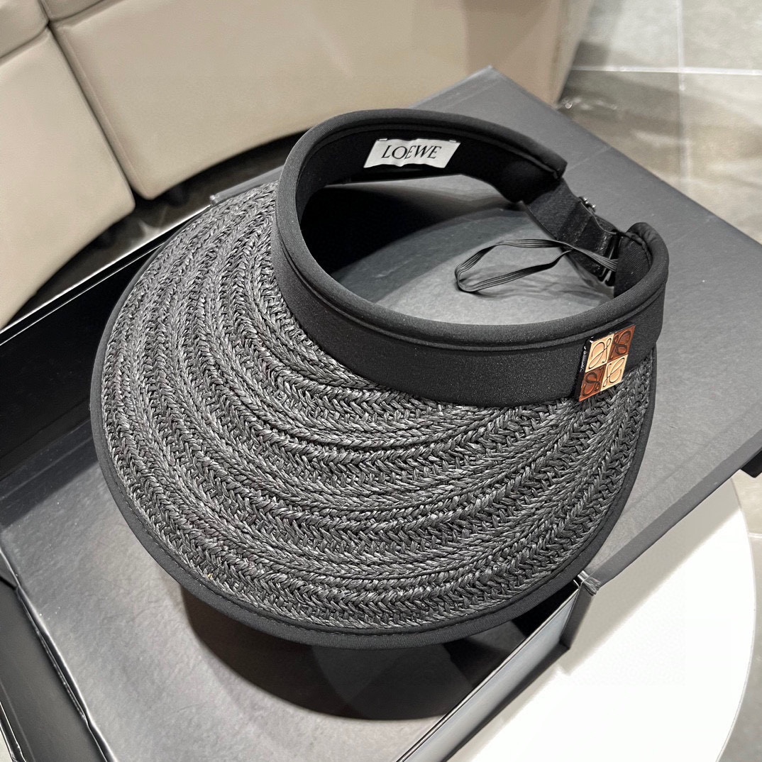 NO:192944,[Luo Yiwei] 2 popular Internet celebrity hard head hats, the most popular hat type this year, the material is finely made and easy to match!  Trendy people must have hats, fisherman hats, baseball hats, knit hats, hats, loewe, espadrilles, hats19860909【罗意威】2爆款网红爆款硬顶空顶帽,今年最流行帽型,材质做工精细,好搭！潮人必备帽子渔夫帽棒球帽针织帽,帽子,loewe,espadrilles,hats,hat