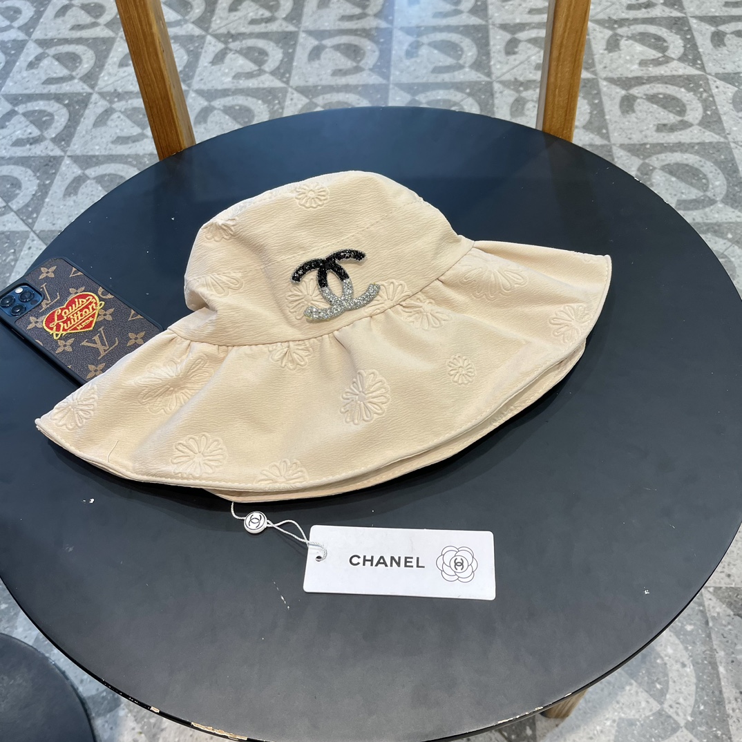 Chanel香奈儿2024新款大沿折叠款遮阳渔夫帽简约大气小香风遮阳效果一绝随意折叠都不会变形