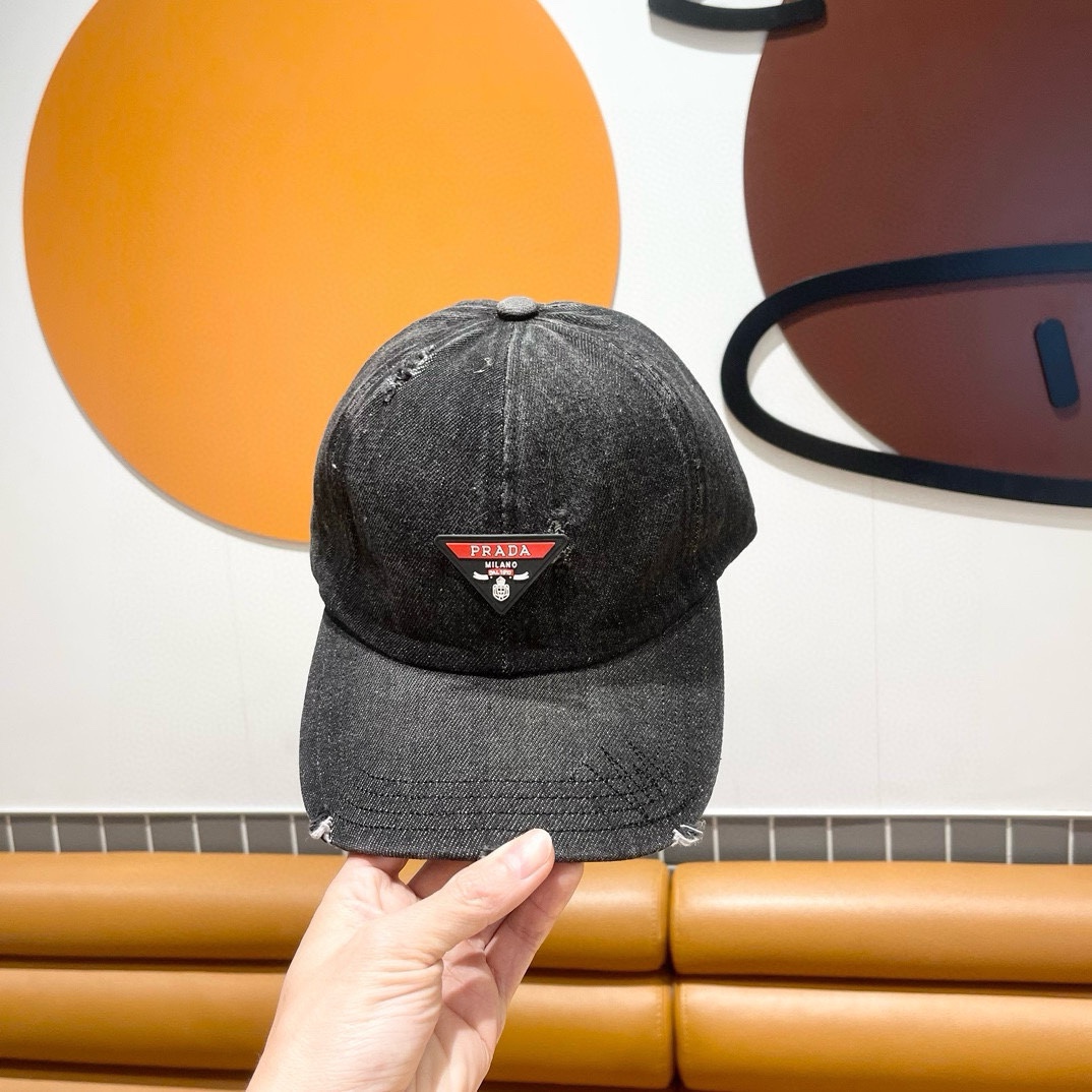 NO:194230,Pr@da Prada denim inverted triangle baseball cap wash cowboy color, show style, soft and comfortable fabric, versatile casual style, closed eyes hat, fisherman hat baseball cap knit hat, hat, prada, espadrilles, hats19860909Pr@da 普拉达牛仔布倒三角棒球帽 洗水牛仔色,秀场同款,面料柔软舒适 百搭休闲款,闭眼帽子渔夫帽棒球帽针织帽,帽子,prada,espadrilles,hats,hat