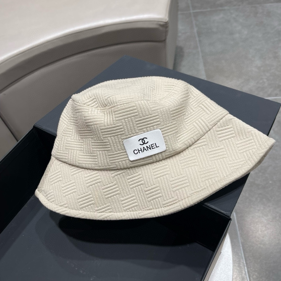NO:194874,CHANEL Chanel is a new Korean-style fashion fisherman hat in early spring. It is super recommended by internet celebrities. It has a very popular trendy hat, versatile and fashionable, and classic and simple style!  Autumn and winter new hats, fisherman hat, baseball hat, knit hat, hat, chanel, chanel, espadrilles, hats19860909CHANEL香奈儿 早春新款韩版时尚渔夫帽,网红超级推荐爆款潮帽范儿十足,百搭时尚,经典简约款！秋冬新品帽子渔夫帽棒球帽针织帽,帽子,chanel,chanel,espadrilles,hats,hat