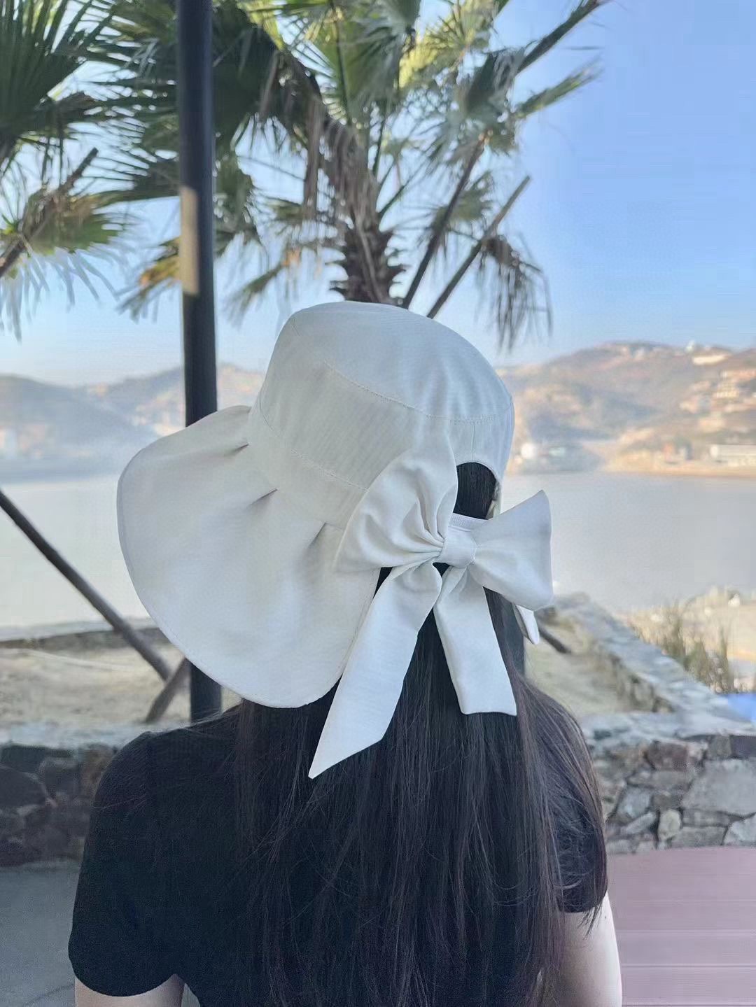 Chanel sombrero de sol de vinilo para mujer, nuevo estilo verano, ala ancha que cubre la cara, protección UV, sombrero …