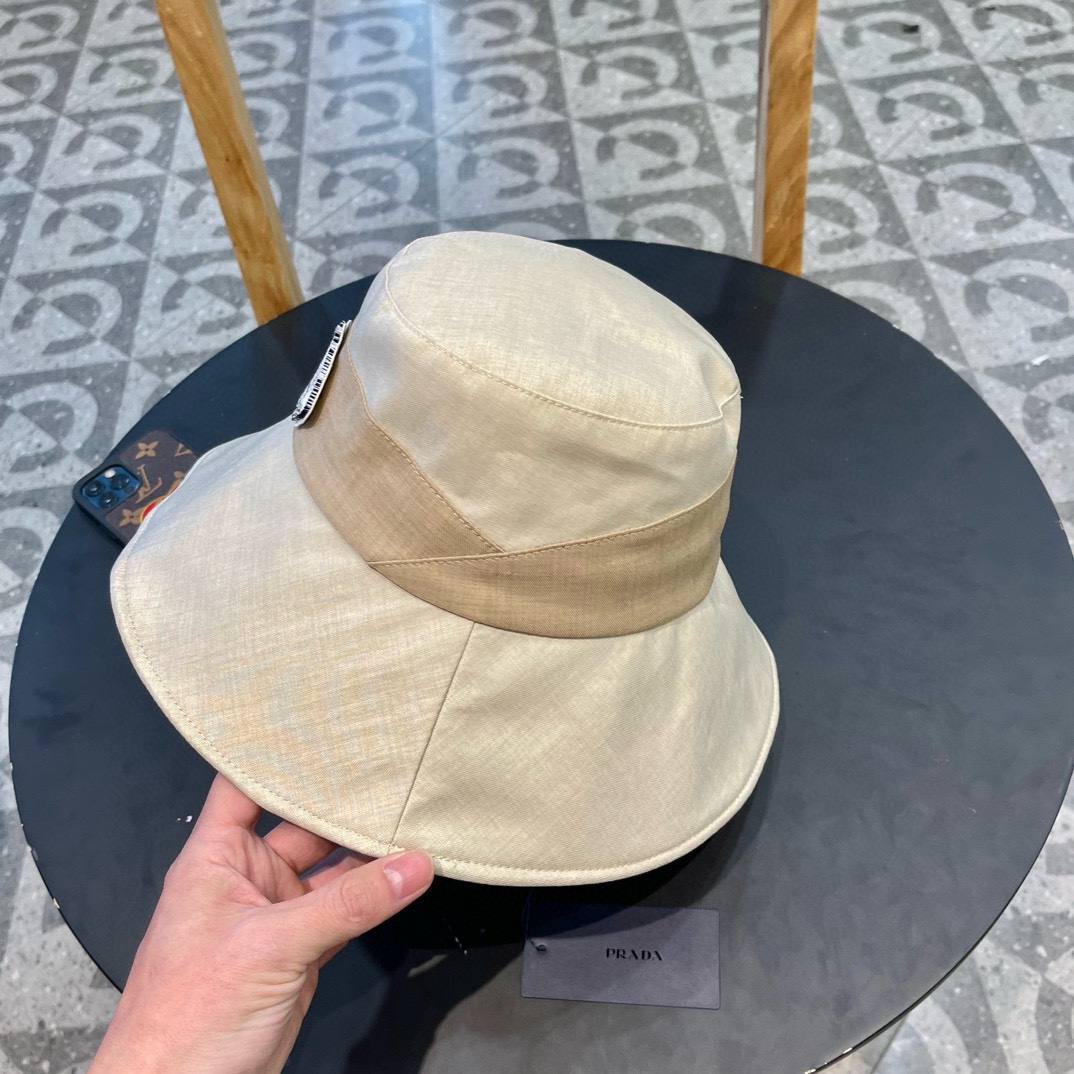PRADA普拉达新款渔夫帽高级感防晒遮阳帽子女夏季百搭太阳帽