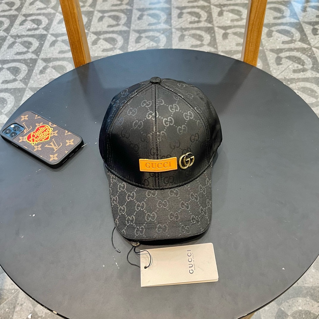 NO:196133,Gucci (Guci) new original single baseball cap retro design, 1:1 mold opening customization for the counter!  Denim fabric, light and breathable!  Real-life photography, suitable for men and women, basic head circumference 57cm, patch adjustable. Hats, fisherman hat, baseball hat, knit hat, hat, gucci, espadrilles, hats19860909Gucci(古奇)新款原单棒球帽复古设计,专柜1:1开模订制！牛仔布料,轻盈透气！实物拍摄,男女适用,基础头围57cm,贴片可调节.帽子渔夫帽棒球帽针织帽,帽子,gucci,espadrilles,hats,hat