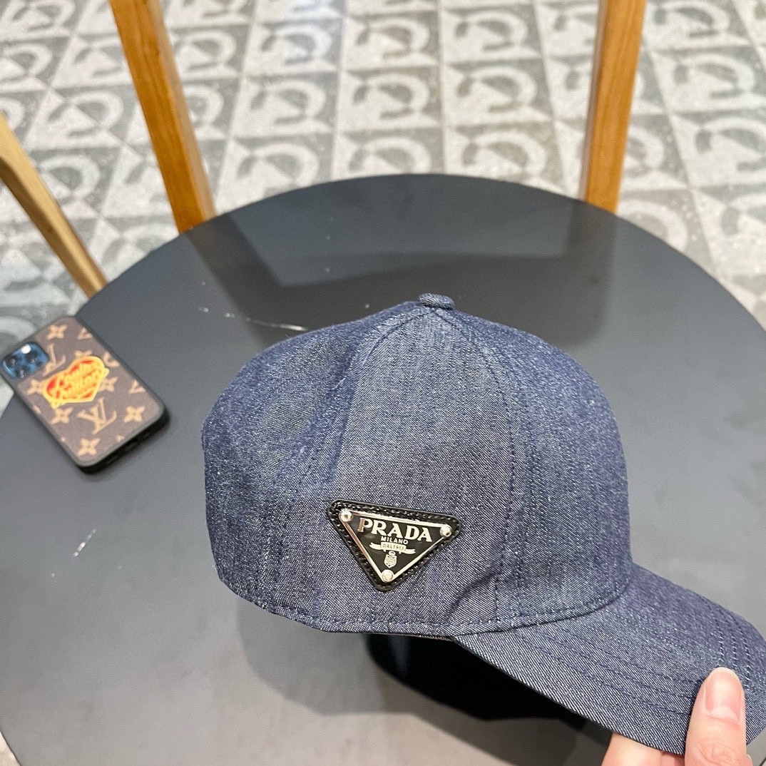 NO:196088,Pr@da Prada denim inverted triangle baseball cap Star wash buffalo color, show style, soft and comfortable fabric versatile casual style, closed eyes hat Fisherman hat Baseball cap Knitted hat, hat, prada, espadrilles, hats19860909Pr@da 普拉达牛仔布倒三角棒球帽 星星洗水牛仔色,秀场同款,面料柔软舒适 百搭休闲款,闭眼入帽子渔夫帽棒球帽针织帽,帽子,prada,espadrilles,hats,hat