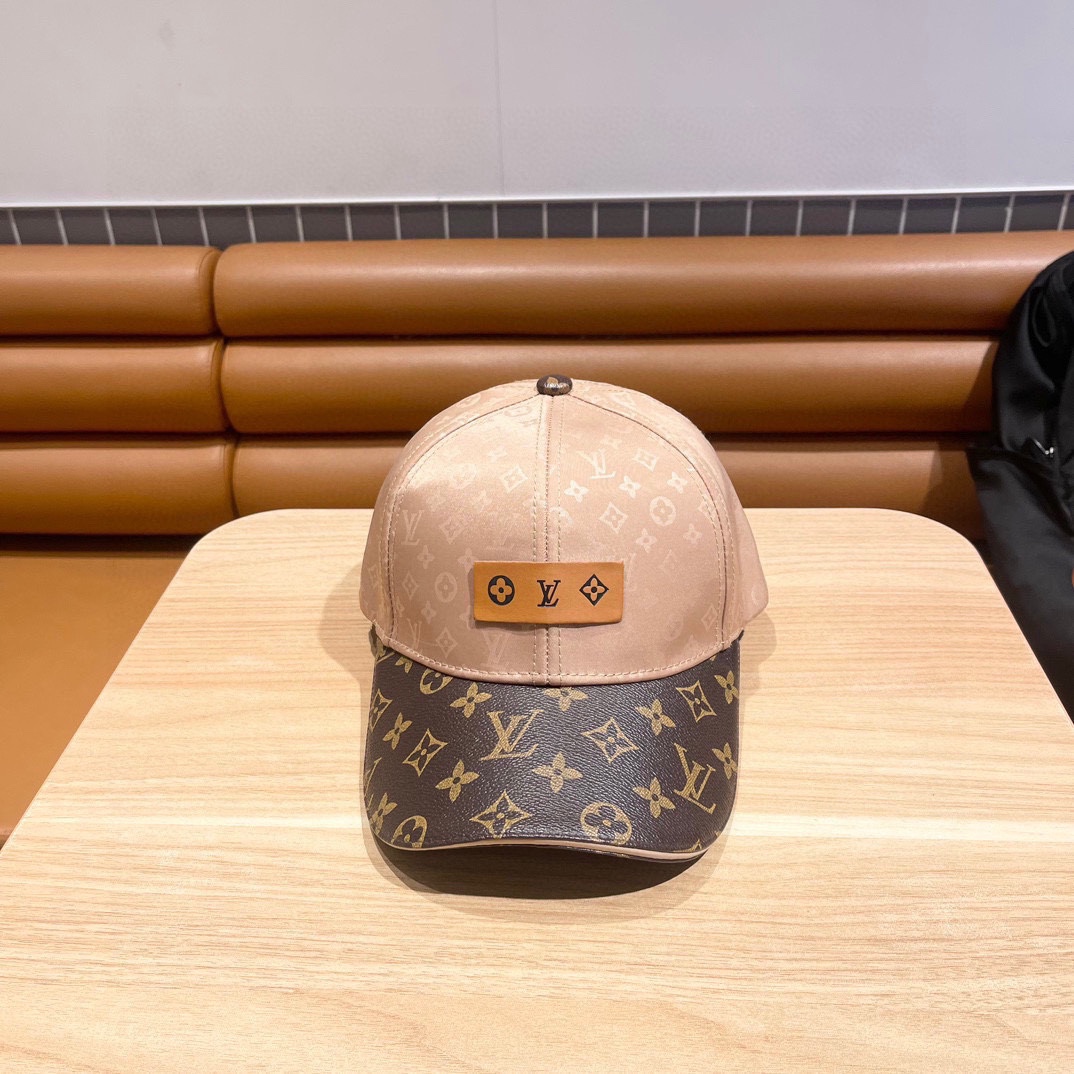 2024春夏新款LV新款鸭舌帽，高品质棒球帽，黑 咖两色，头围57cm左右帽子渔夫帽棒球帽针织帽
