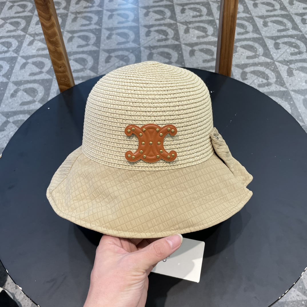 NO:196794,Chanel's spliced ​​bow style is low-key and luxurious, imported top-grade thin braided straw hat, and its cool edges are very classy, ​​and European and American style is simple and fashionable!  Low-key luxury, high-end series, full aura!  Good to see fried hat fisherman hat baseball hat knit hat, hat, chanel, espadrilles, hats19860909香奈儿 拼接蝴蝶结款低调奢华 进口顶级细辫草草帽 骁边很显档次 欧美风简约时尚！低调尽显奢华 高级系列,气场全开！好看到炸帽子渔夫帽棒球帽针织帽,帽子,chanel,espadrilles,hats,hat