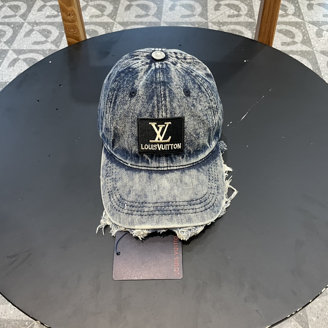 LouisVuitton👒😍Nueva gorra de béisbol LV, elaborada con gran detalle, estilo americano lavado, versátil para mujer, co…