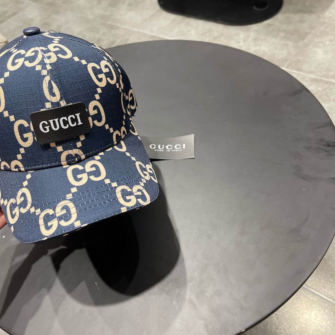 古奇棒球帽️GUCCI官网新品棒球帽原单品质火爆来袭工艺非常精美高档大气上档次！低调奢华方便携带！跑量！