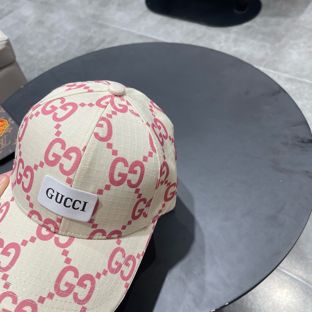 古奇棒球帽️GUCCI官网新品棒球帽原单品质火爆来袭工艺非常精美高档大气上档次！低调奢华方便携带！跑量！