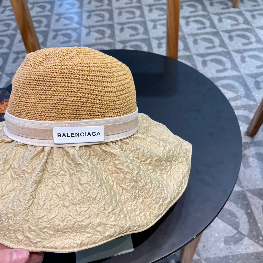 巴黎世家2024新款大檐黑胶渔夫帽夏季百搭出游度假海边防晒遮阳帽