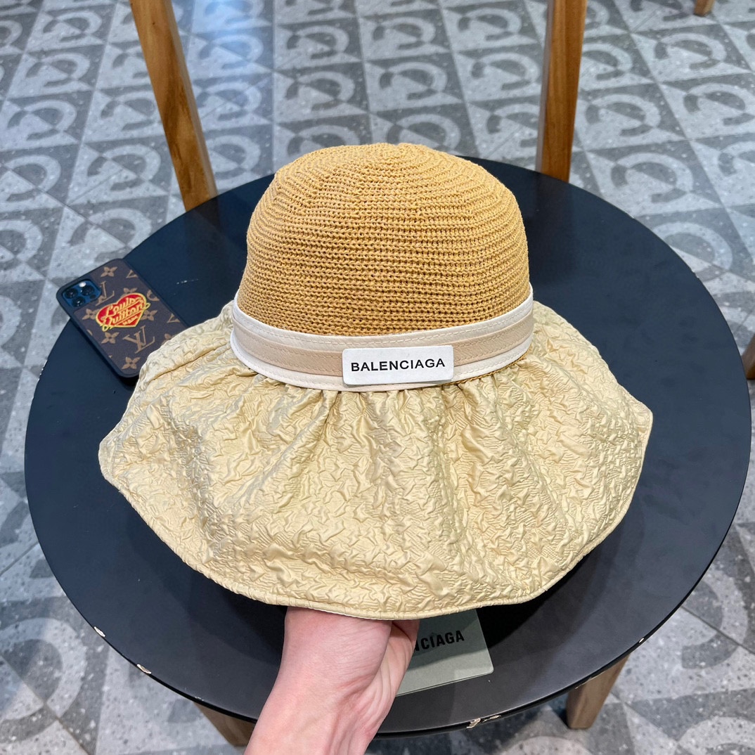 巴黎世家2024新款大檐黑胶渔夫帽夏季百搭出游度假海边防晒遮阳帽