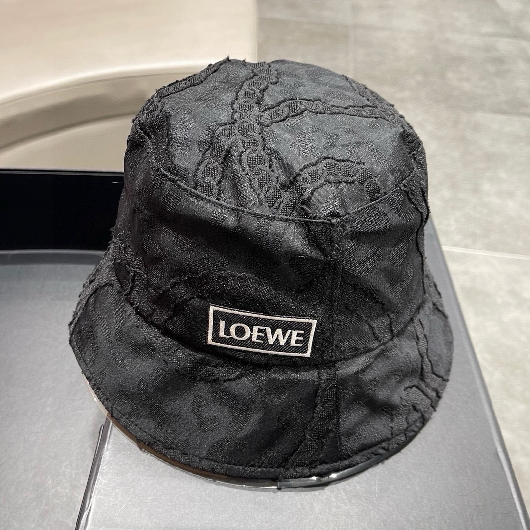 LOEWE罗意威2024春款毛绒款Logo渔夫帽大牌款超好搭配赶紧入手！