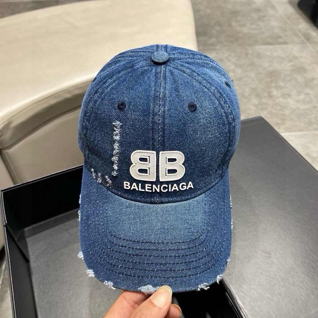 Balenciaga巴黎世家新款牛仔破洞街头风棉布棒球帽个性时尚款休闲带点酷酷的感觉中性款男女同款！多种