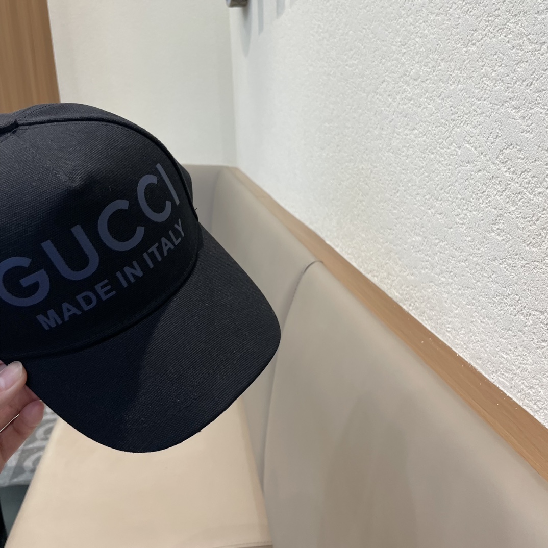 古奇Gucci官网高版出货棒球帽非常经典的经典流行的复古美四季可用出门必备非常显脸小