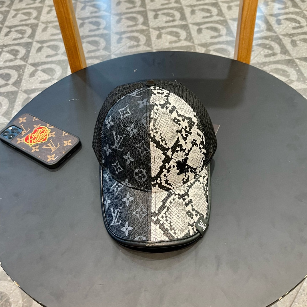 NO:199909,lv retro music net baseball cap!  My favorite hat on the top of the scene recently!  Retro printed logo logo full of vitality~ Head-on face small, head-on design Invincible hat-shaped hat fisherman hat baseball hat knit hat, hat, louis vuitton, espadrilles,hats19860909lv复古乐网棒球帽！近期上头我最喜欢的一顶帽子！ 复古印花logo标志 充满了活力～ 上头显脸小 贴头设计 无敌好帽型帽子渔夫帽棒球帽针织帽,帽子,louis vuitton,espadrilles,hats,hat