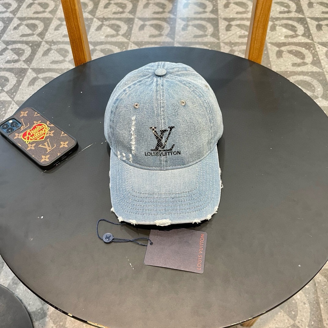 LouiVuittonLV 👒 gorra de béisbol bordada de la nueva colección de Louis Vuitton, simple y elegante, sombrero…