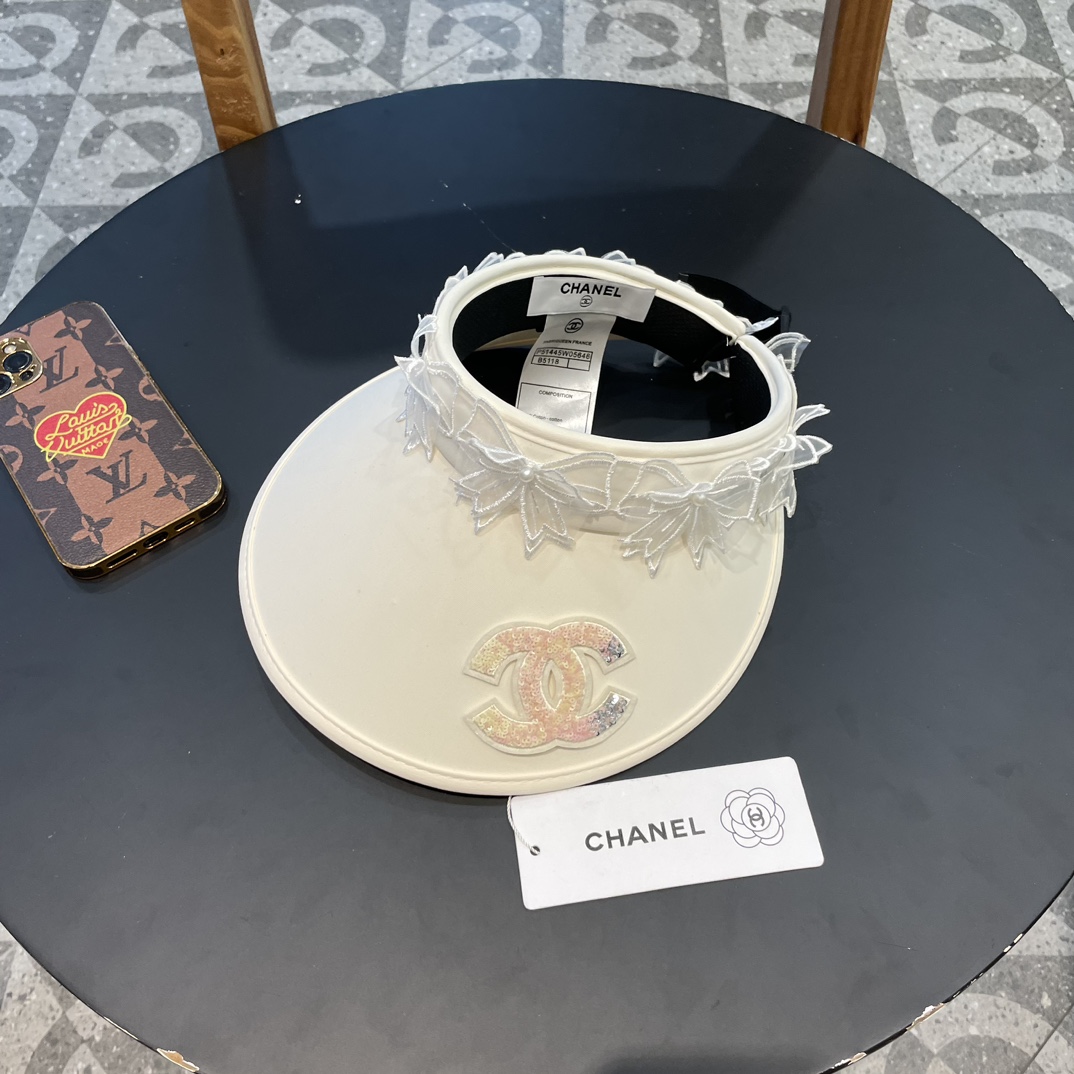 NO:200026,Chanel sponge empty top hat with vinyl hat brim isolating ultraviolet rays, absolutely!  Hat fisherman hat baseball hat knit hat, hat, chanel, espadrilles, hats19860909香奈儿海绵空顶帽 黑胶帽檐隔离紫外线,绝绝子！帽子渔夫帽棒球帽针织帽,帽子,chanel,espadrilles,hats,hat