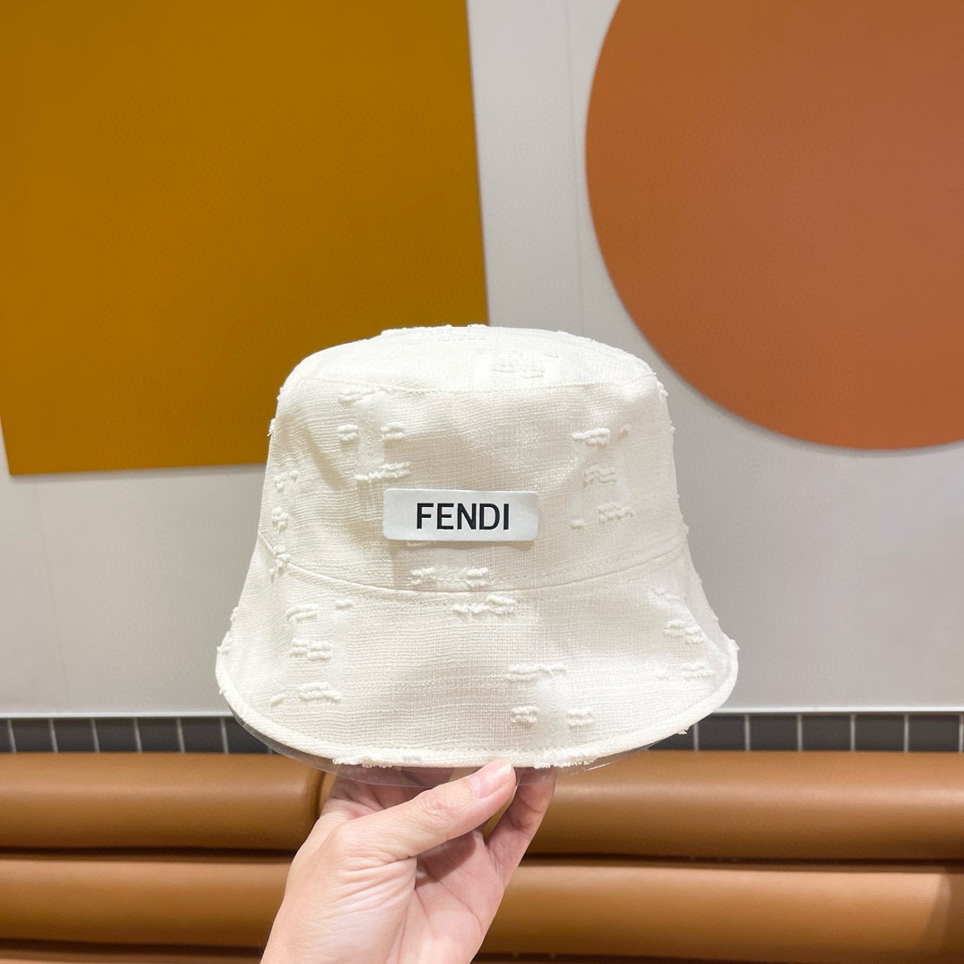 NO:200698,FD Fendi new straw hat, fisherman hat, high-end custom style, running meter, women's head circumference is about 57cm hat, fisherman hat baseball hat knit hat, hat, fendi, espadrilles, hats19860909FD芬迪新款草帽,渔夫帽,高级定制款,跑量王,女款头围57cm左右帽子渔夫帽棒球帽针织帽,帽子,fendi,espadrilles,hats,hat