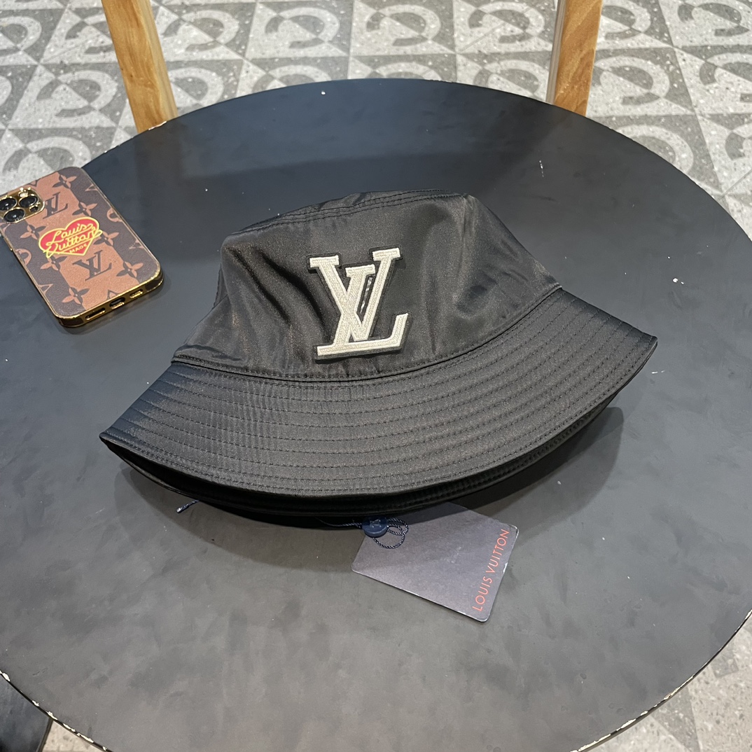 NO:201205,LV Louis Vuitton fisherman hat, simple and versatile, head circumference 57cm hat, fisherman hat baseball hat knit hat, hat, louis vuitton, louis vuitton, espadrilles, hats19860909LV路易威登渔夫帽,简约百搭,头围57cm帽子渔夫帽棒球帽针织帽,帽子,louis vuitton,louis vuitton,espadrilles,hats,hat