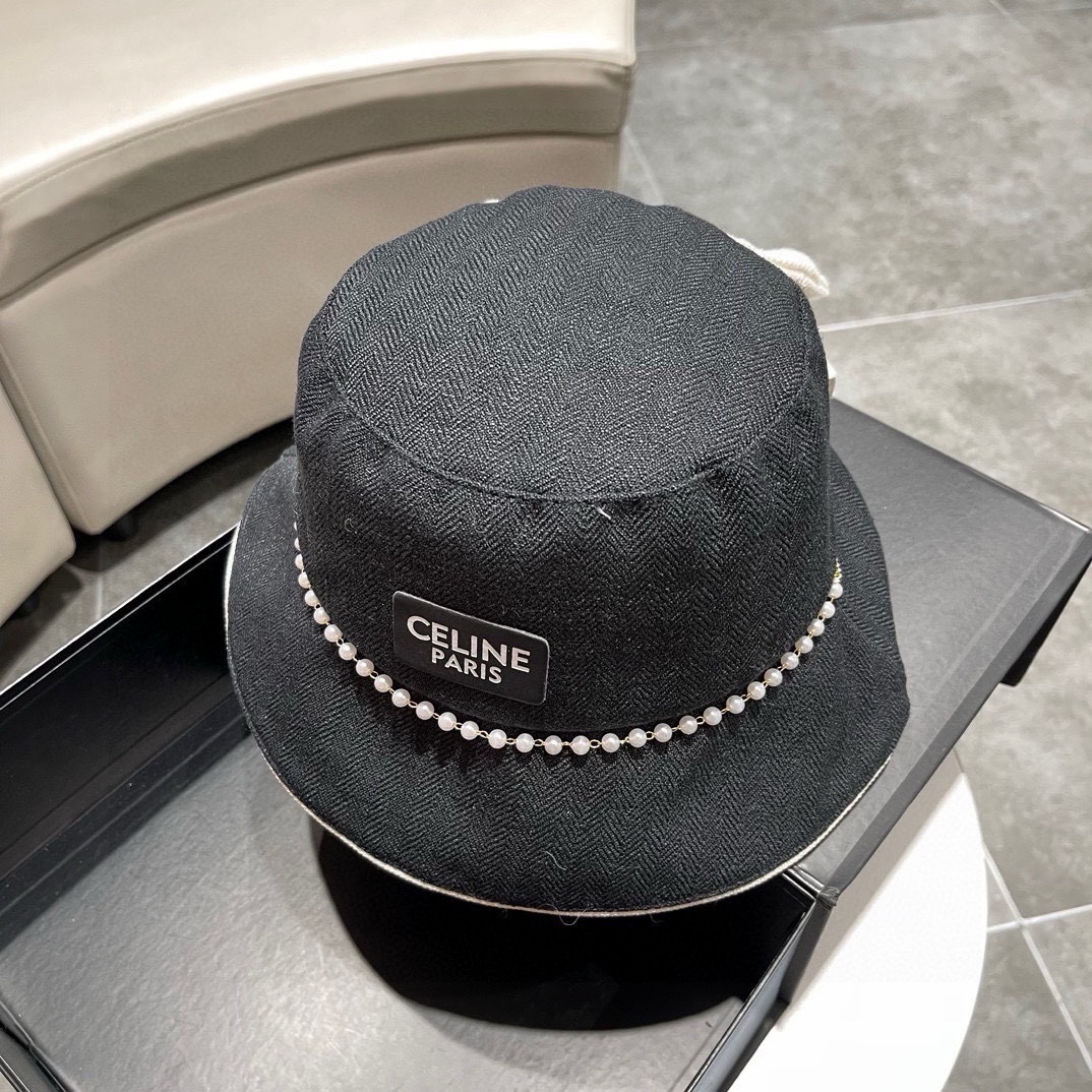 NO:201497,,【CELINE】New autumn and winter counter style big brand fisherman hat, which is very easy to match when going out, so buy it now!  Hat fisherman hat baseball hat knit hat, hat, celine, celine, espadrilles, hats19860909,【CELINE赛琳】秋冬新款专柜款大牌渔夫帽,出街超好搭配,赶紧入手！帽子渔夫帽棒球帽针织帽,帽子,celine,celine,espadrilles,hats,hat